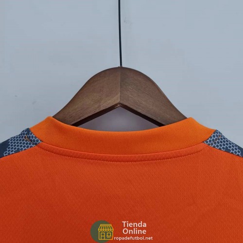 Camiseta Universidad De Chile Training Naranja I 2022/2023