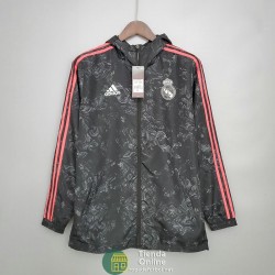 Real Madrid Chaqueta Rompevientos Negro Pattern 2021/2022