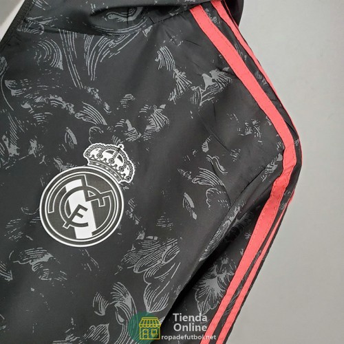 Real Madrid Chaqueta Rompevientos Negro Pattern 2021/2022